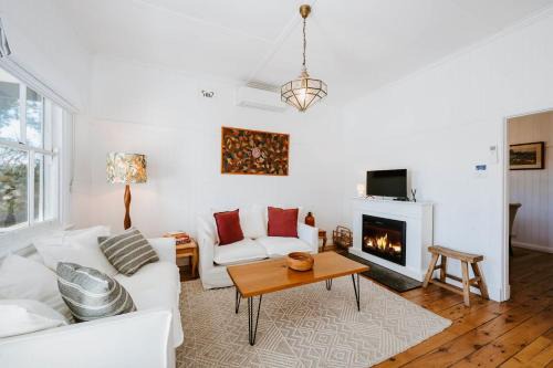 Central Mudgee Casa | Mygoura Cottage - Charming Country Living in Town