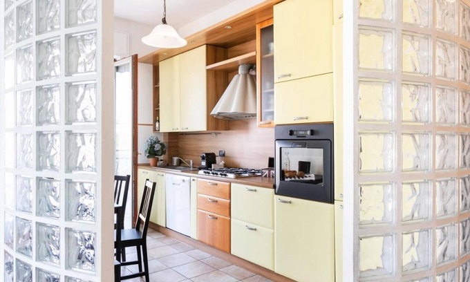 Albate Apartamento | MyHomeInComo - Santa Chiara Apartment