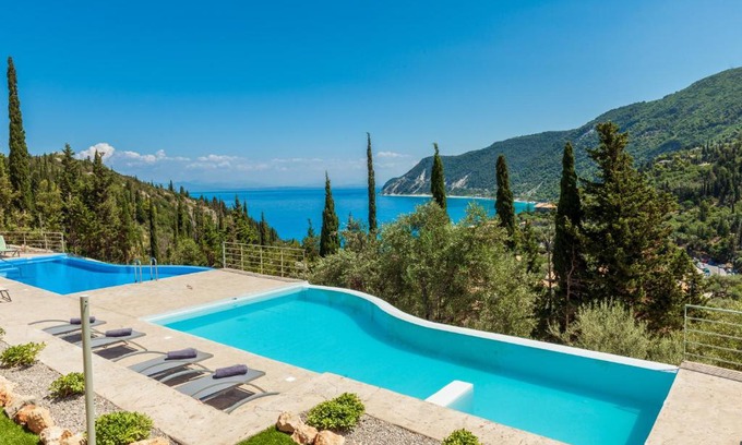 Agios Nikitas Apartamento | Mylos Mountain Villas- Villa Giorgio