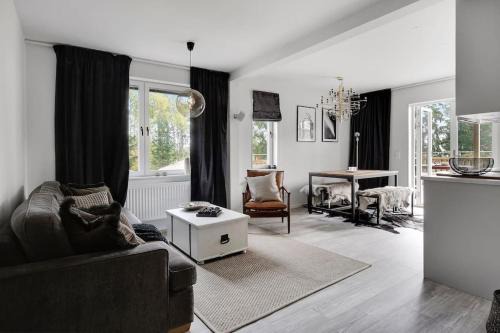 Jarvso Apartamento | Mysig lägenhet med bastu 5 minuter från Järvsöbacken