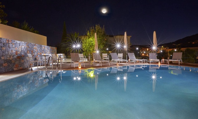 Skiathos Town Hotel | Mystery Skiathos Luxury Residence