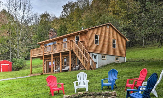 Fishs Eddy Casa | ‘Mystik Hilltop’ Home: 2 Mi to Crystal Lake!