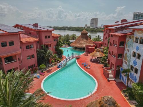 Punta Cancún Hotel | Nílu Cancun Zona Hotelera by Selina