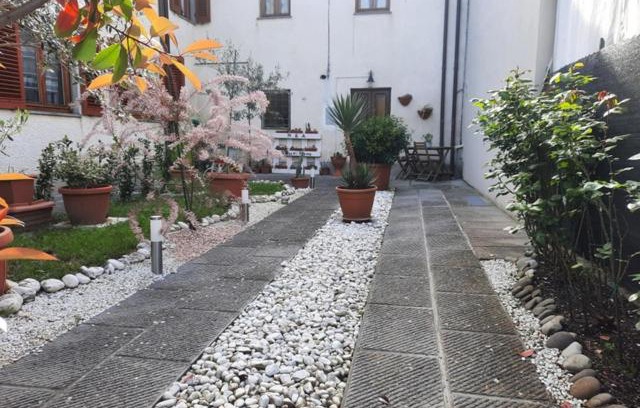 Lucca Casa | N. & A. Sweet Home