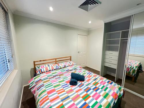 Winston Hills Casa | N Room