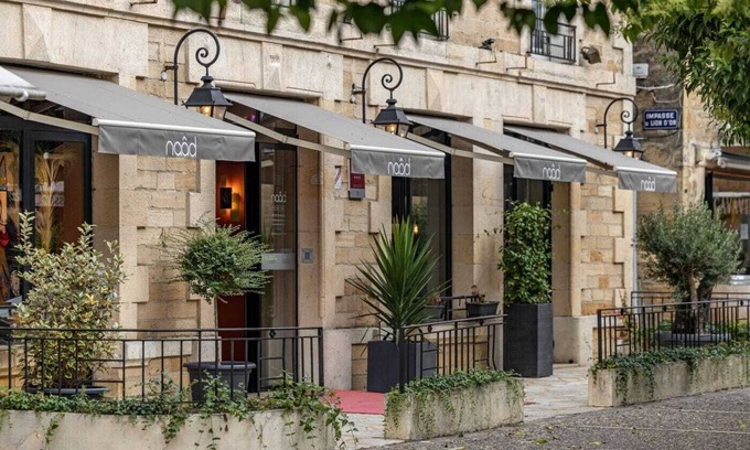 Sarlat-la-Caneda Historic Center Hotel | Naâd Hotel