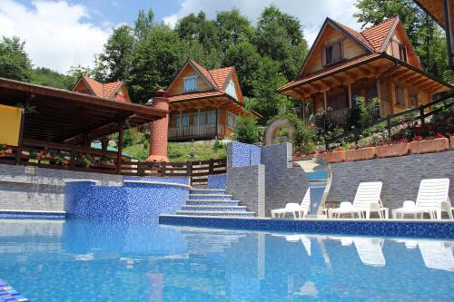 Ivanjica Cabina | "Naše Brdo" - Ivanjica