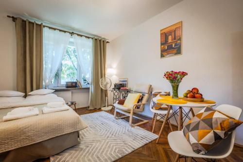 Muranow Apartamento | Na Muranowie - mieszkanie z historią I In Muranów - a flat with Warsaw history