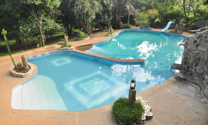 Uasin Gishu Complejo | Naiberi River Campsite & Resort