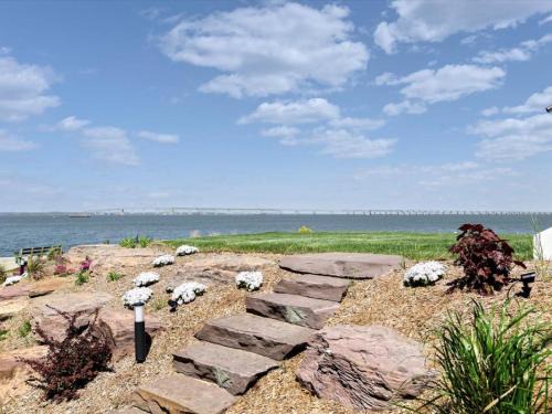 Stevensville Casa | Namaste on the Bay