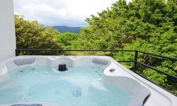 La Lindora Casa | Nambi Monteverde