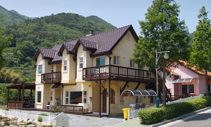 Namhae Apartamento | Namhae Bins House Pension