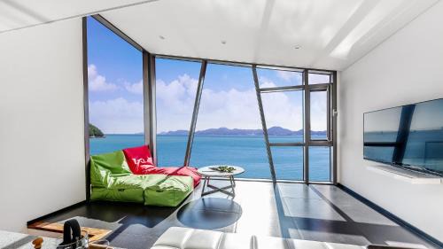 Namhae Casa | Namhae Pumda Pool villa Pension