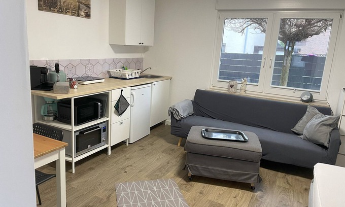 Rhein-Erft-Kreis District Apartamento | Nancy-1 room vacation apartment