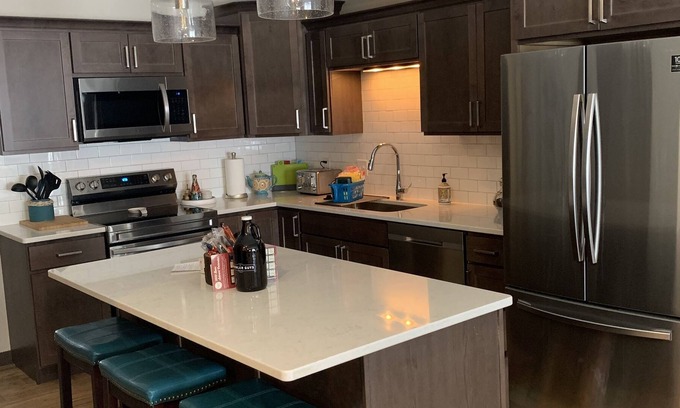 Altoona Casa | Nanny's Gem! NEW two bedroom home