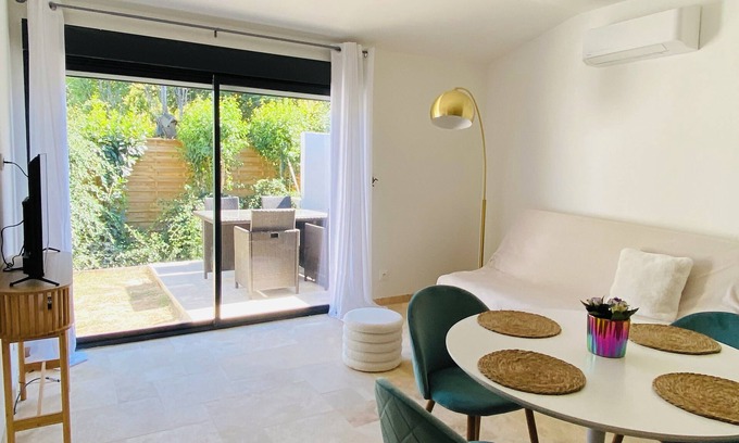 Nans-les-Pins Casa | Nanséa Lodge in Provence