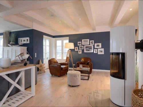 Gross Schwansee Casa | Nantucket Blue