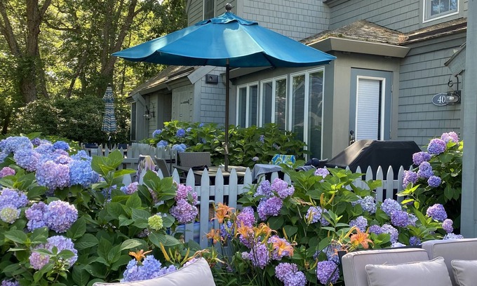 Mashpee Cabaña | Nantucket Style Cottage Steps from Private Beach