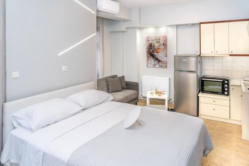 Ano Poli Apartamento | Naos Studio with free private parking of stayinthess