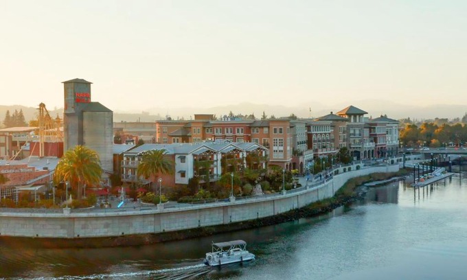 Downtown Napa Hotel | Napa River Inn