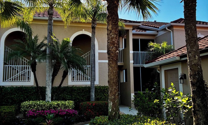 Naples Condominio | Naples Beach , Golf and Country Club Naples Florida