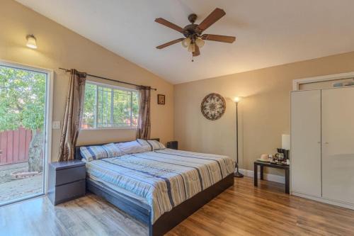 South San Jose Casa | Narvaez Master bedroom private entry and bathroom