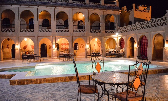 Hassilabied Hotel | Nasser Palace Hôtel & Bivouacs