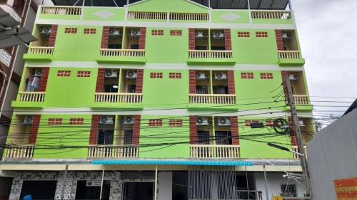 Khlong Nung Apartamento | Natcha Place Klongluang 35