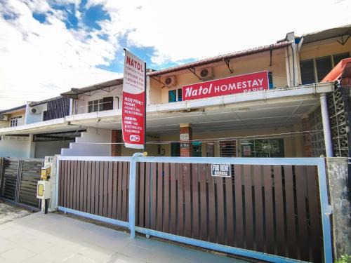Kampung Stampin Casa | Natol Homestay - Paris BDC