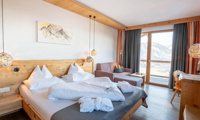 Haus Casa | Natur- und Wellnesshotel Höflehner - "Gipfelglück" - double room with shower, WC (1 - 3