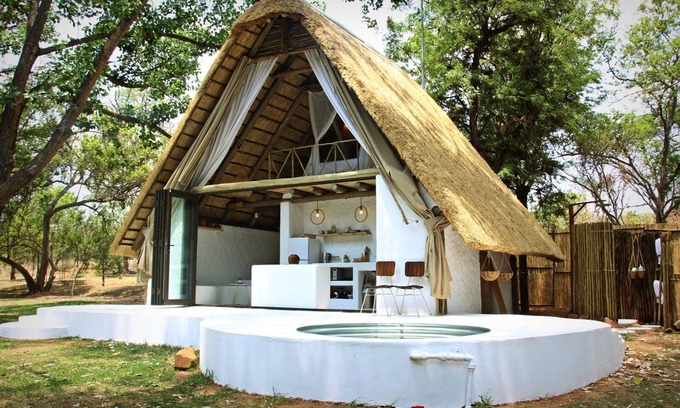 Mookgopong Casa | Natural Hot Spring bungalow in Limpopo