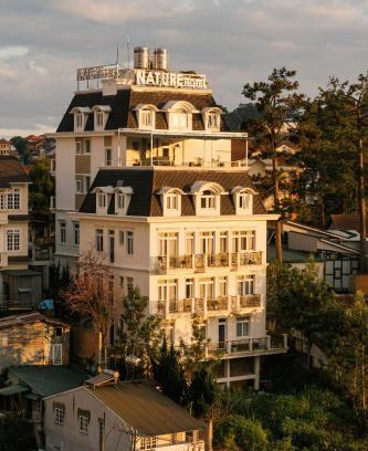 Da Lat Hotel | NATURE Garden Hotel Dalat