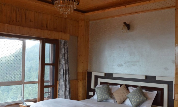 Mashobra Cama Y Desayuno | Nature Heaven Homestay