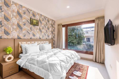 Sector 40 Apartamento | Nature-inspired luxury 1 BHK