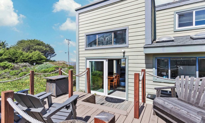 Salmon Creek Casa | Nature Lover's Paradise | Steps to Beach | Dogs OK