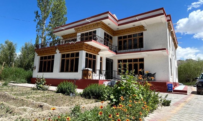 She Casa | Nature Palace Farmstay