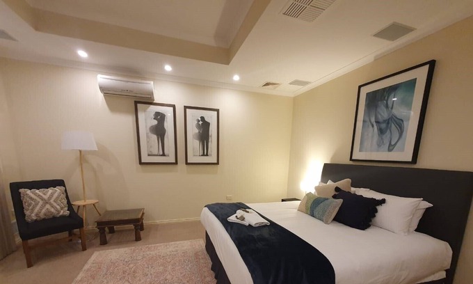 Northam Casa | Nature's Nest at Northam Park Retreat -sleeps 8