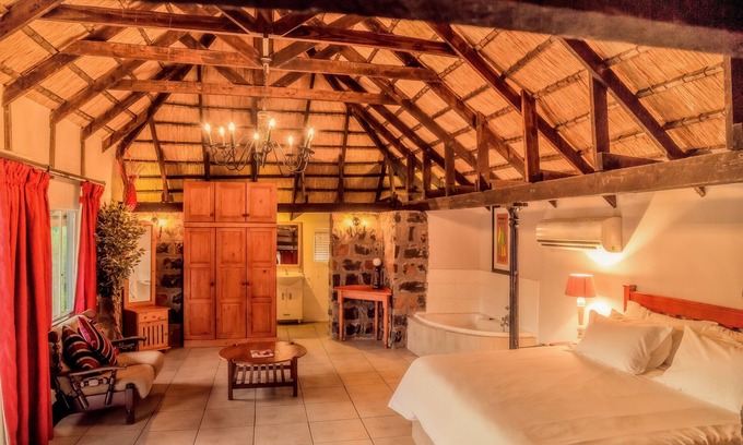 Ladysmith Casa | Nauntons Guest House