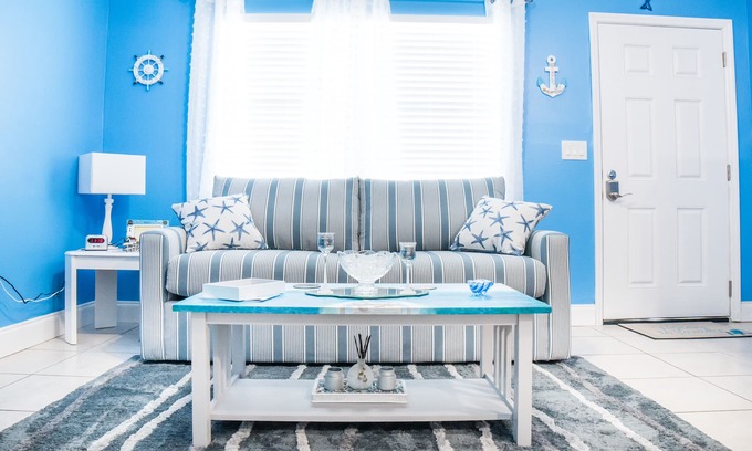 Madeira Beach Apartamento | NAUTI ESCAPE ACROSS THE STREET FROM BEACH ACCESS