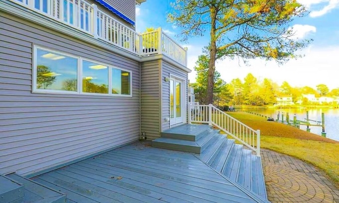 Ocean Pines Casa | Nautical at 82 Newport- private dock & waterfront