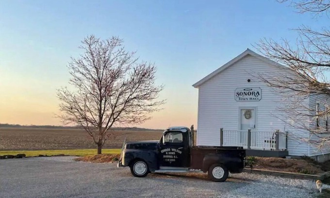 Nauvoo Cabaña | Nauvoo with a country view. Visit us here on the farm for a perfect unique stay