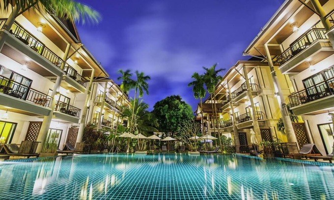 Rawai Hotel | Navatara Phuket Resort - SHA Extra Plus