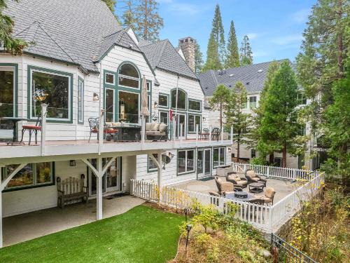 Lake Arrowhead Casa | Navigate Stays Best Dressed Lakefront Home