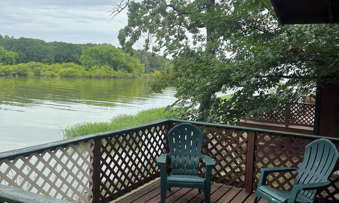Quinlan Cabina | Navigation Waterfront Cabin
