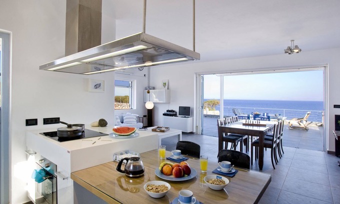 Moutsouna Casa | Naxos Beachfront House Thesseus