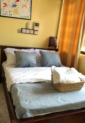 Sinza Apartamento | Naye Homes Master Suite near Mawela social hall with free Wi-Fi