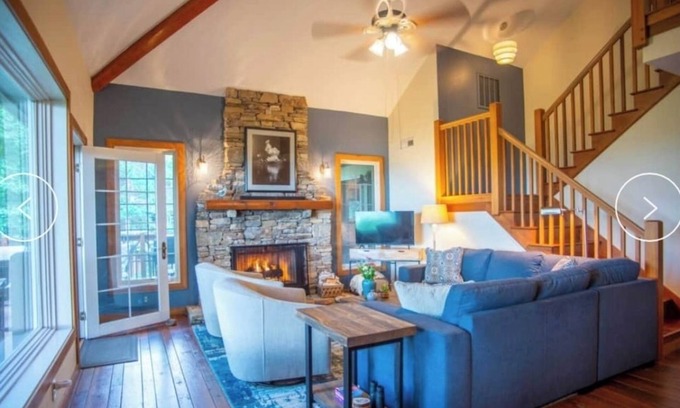 Mountain Air Condominio | NC Blueridge Mountain Air retreat close to Asheville & Burnsville