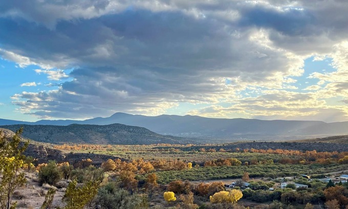 Rimrock Cabaña | Cozy Copper Casita on Guardian Ridge! Sedona Views/Pets/Private/2 acres