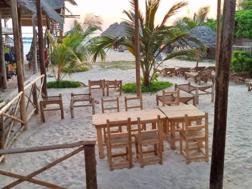 Kendwa Cama Y Desayuno | Ndiro Beach House Kendwa