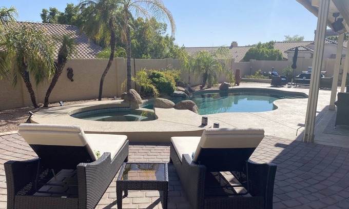 Red Mountain Ranch Casa | NE Mesa Golf Community Oasis